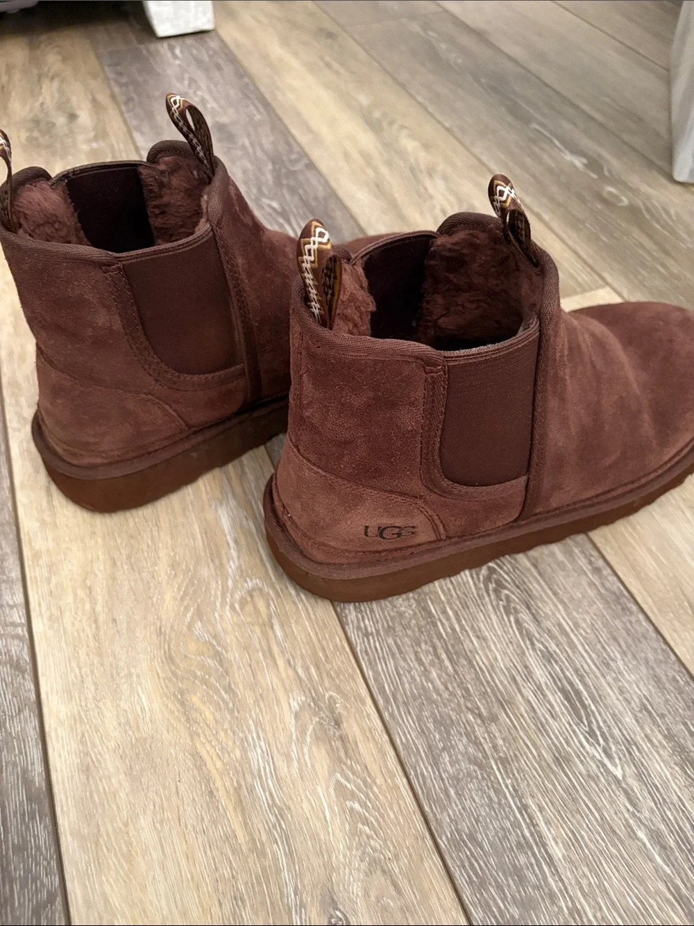 UGG Men's Dark Brown Suede Chukka Boots
